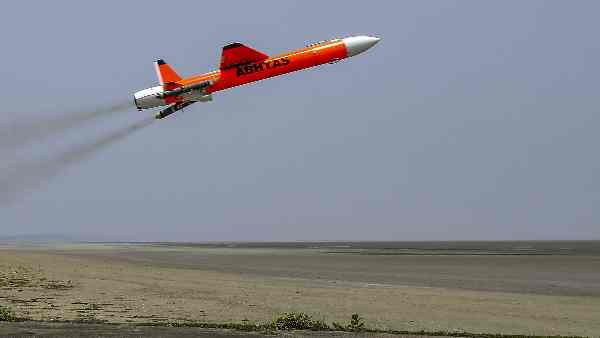isi-trapped-drdo-scientist-by-honeytrapping-isro-espionage-case-was-overturned