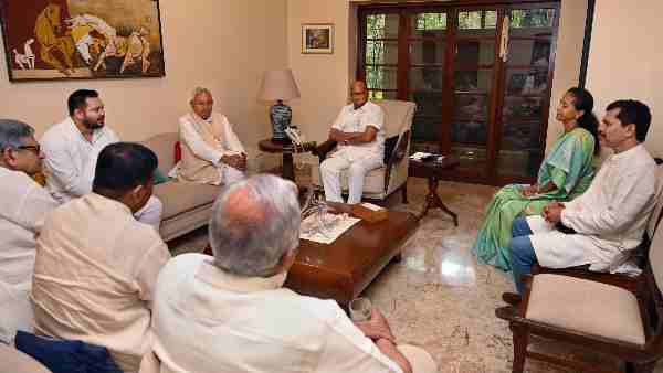 Odisha CM Naveen Patnaik said that BJD will contest alone in 2024, a big blow to Nitish Kumars opposition unity campaign