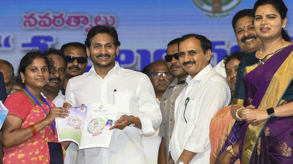 AP CM Jaganmohan Reddy AP CM Jaganmohan Reddy