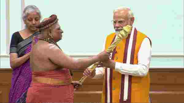 Adheenams of Tamil Nadu with PM Modi