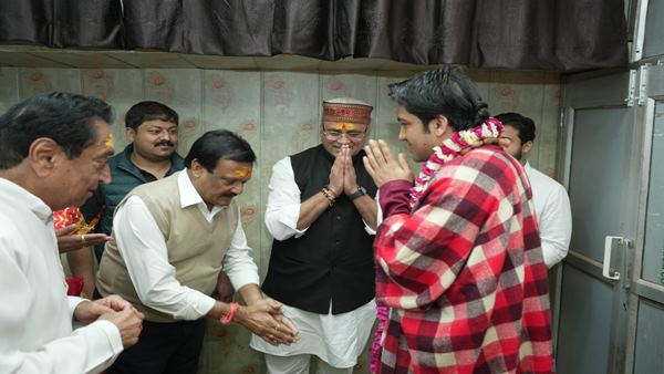  Pandit Dhirendra Shastri and Pradeep Mishra
