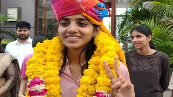 Rajasthan Topper 12th Arts 2023 Vidushi Shekhawat