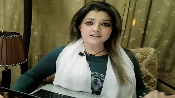 बिलावल के साथ पाकिस्तानी पत्रकार सुमैरा खान