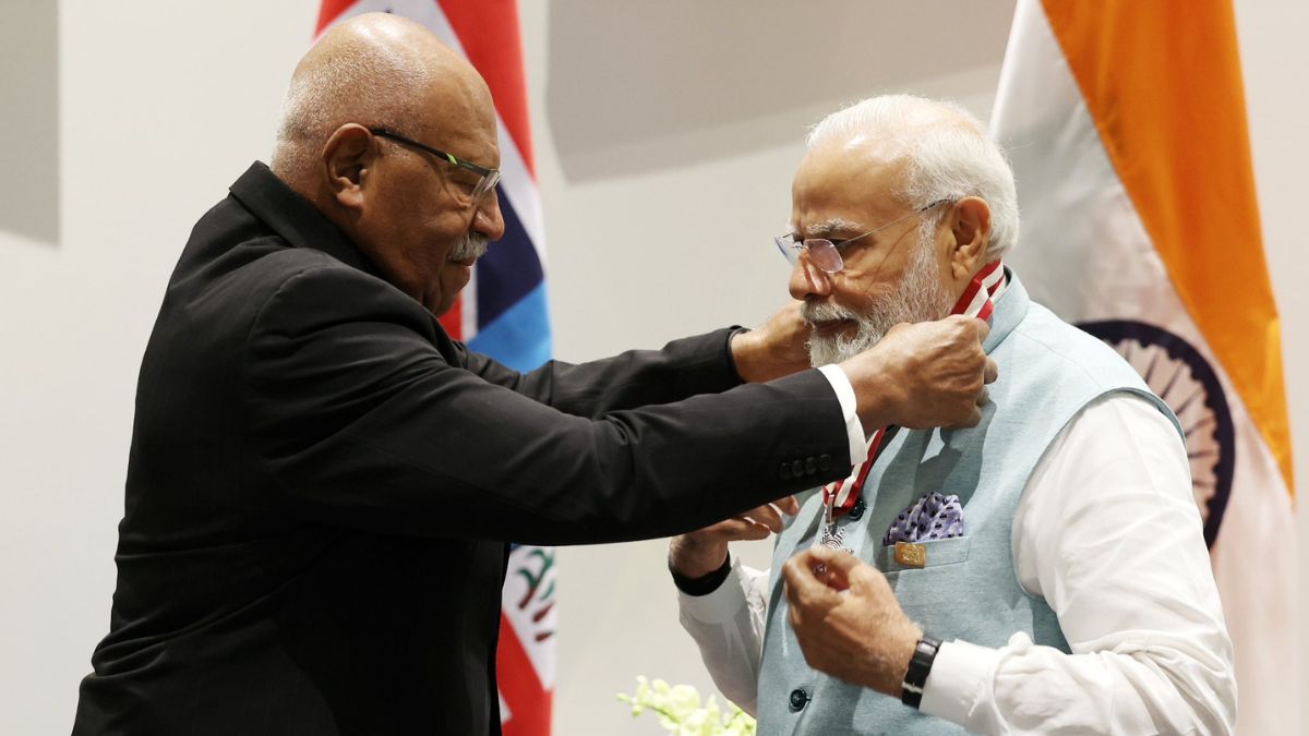 PM Modi gets highest honour of Fiji PM Modi gets highest honour of Fiji