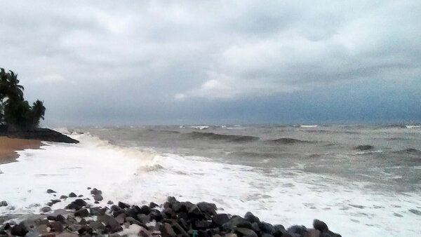  Cyclone Biperjoy Live