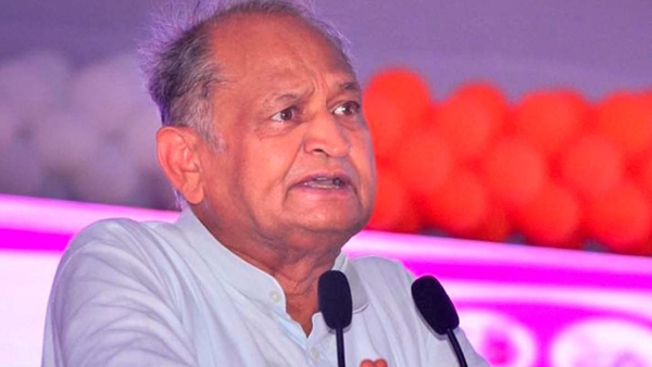  Ashok Gehlot Leg fracture