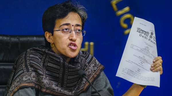 Atishi on Delhi Mandawali Protest