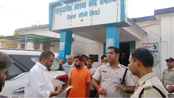 Attack-in-Sidhi-Panchayat-by-election