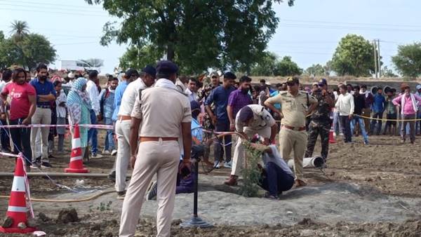 borewell innocent in MP Sehore: borewell innocent in MP Sehore: