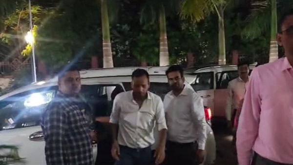 Jabalpur Central GST officers gang Bribe case