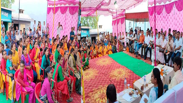 CM secretary visited Pauri district for Ratri Chaupal, listened to public problems, gave instructions to officials