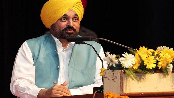 CM मान ने पुस्तक पहुंच को किया लॉन्च