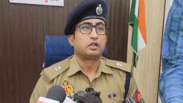 Moradabad Love Jihad Maulana and his 3 brothers raped a woman got her converted after being pregnant Moradabad Love Jihad Maulana and his 3 brothers raped a woman got her converted after being pregnant