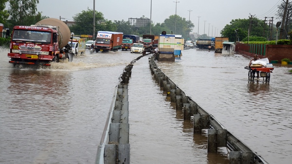 jabalpur-also-got-wet-due-to-the-first-rain