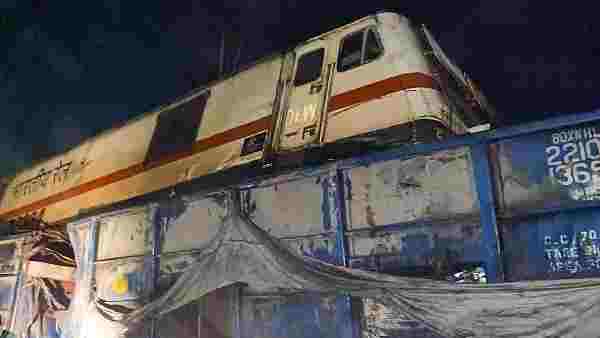 Train accident in Balasore Odisha