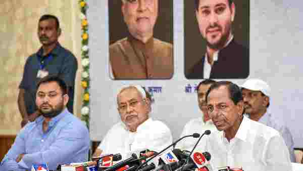 KCR Nitish Kumar Tejashwi Yadav