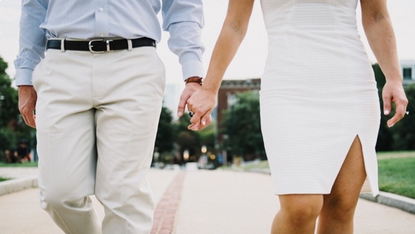 couple-secretly-going-to-america
