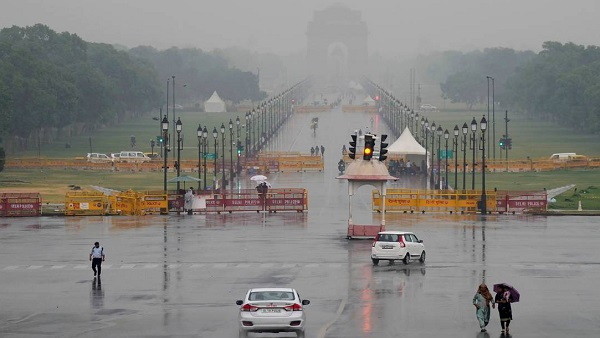दिल्ली-एनसीआर में मॉनसून की दस्तक, झमाझम बारिश दिल्ली-एनसीआर में मॉनसून की दस्तक, झमाझम बारिश
