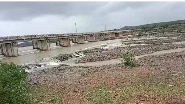 राजघाट बांध जून में ओवरफ्लो, 10 साल में पहली दफा दिखा नजारा