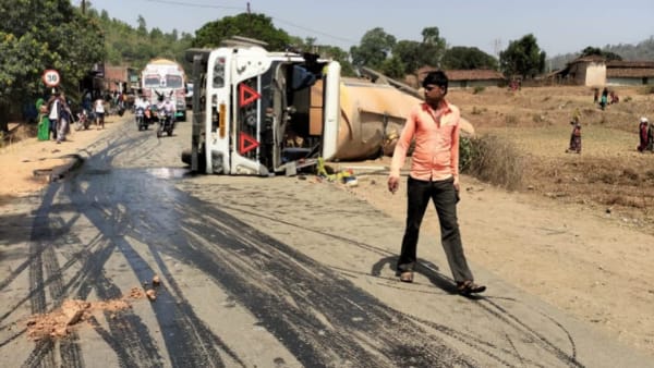 Sidhi accident 5 logon ki death