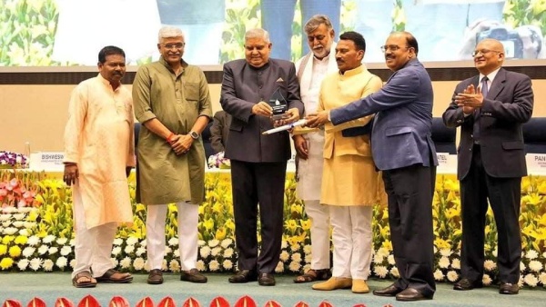 Madhya Pradesh got the best state award for water conservation, Minister Tulsi Silavat took the award Madhya Pradesh got the best state award for water conservation, Minister Tulsi Silavat took the award