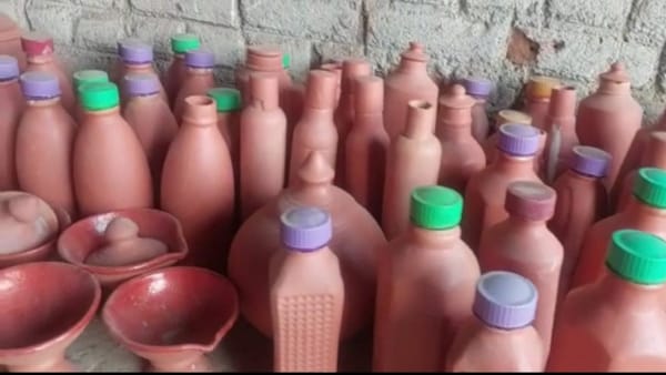 Umaria clay bottle