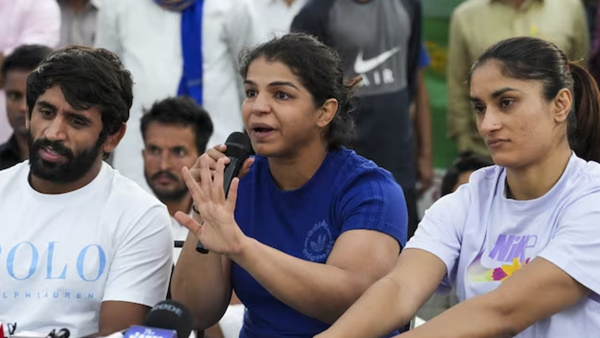 wrestlers-protest-news wrestlers-protest-news