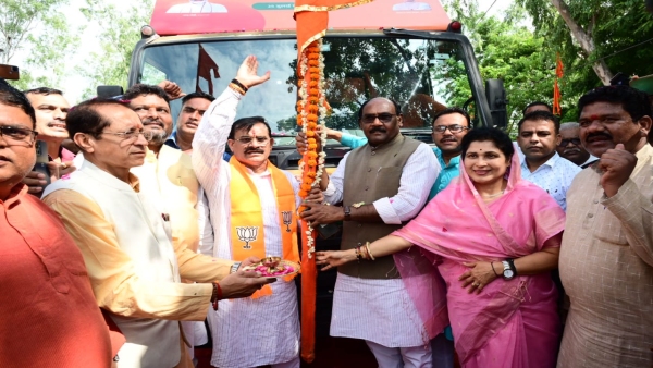 Lal Singh Arya flagged off chariots for construction Sant Shiromani Ravidas Temple Samrasata Yatra