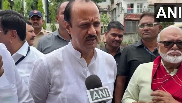 अजित पवार और उनके गुट के विधायकों से मिलने पहुंचे शरद पवार