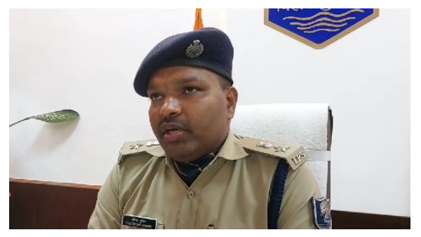 Dial 112 Begusarai police team