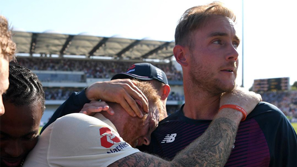 Ben Stokes celebrates ‘Last Time with Stuart Broad