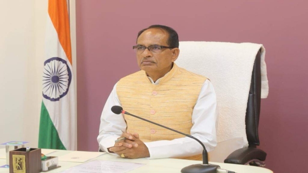 Demand of entrepreneurs to get plots less than 5000 square feet delegation Industries met CM Shivraj Demand of entrepreneurs to get plots less than 5000 square feet delegation Industries met CM Shivraj