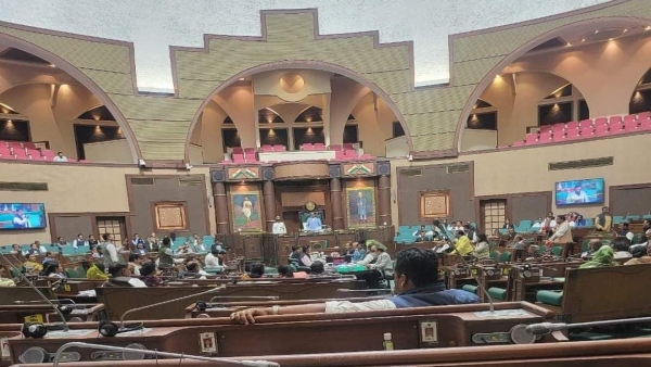 Monsoon session of MP Assembly: Congress uproar over tribal atrocities House adjourned till tomorrow Monsoon session of MP Assembly: Congress uproar over tribal atrocities House adjourned till tomorrow