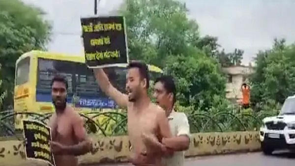 scst youths naked protest chhattisgarh