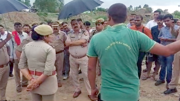 10 year old boy killed 4 year old child by crushing his head with a brick while playing 