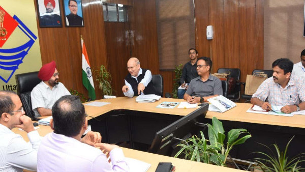Chief Secretary Dr. sandhu Dr. R.S. Governing Body meeting Tolia Uttarakhand Academy of Administration, Nainital was organized.