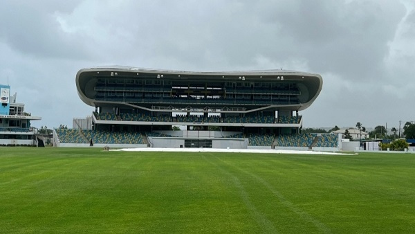 Kensington, Oval