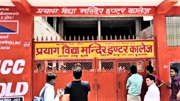 15 year old 10th class student stabbed to death inside class friend killed for talking to girl