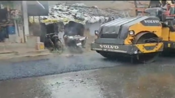 Kaushambi Road Video Viral