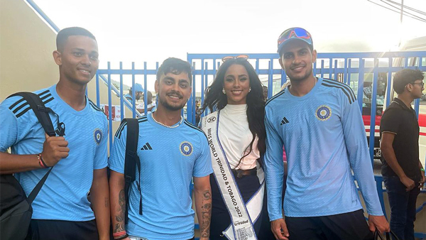 eam India young star met with Miss World Trinidad & Tobago