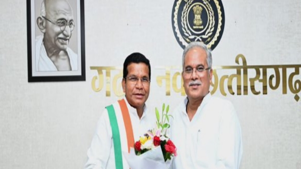 MOHAN MARKAM BHUPESH BAGHEL