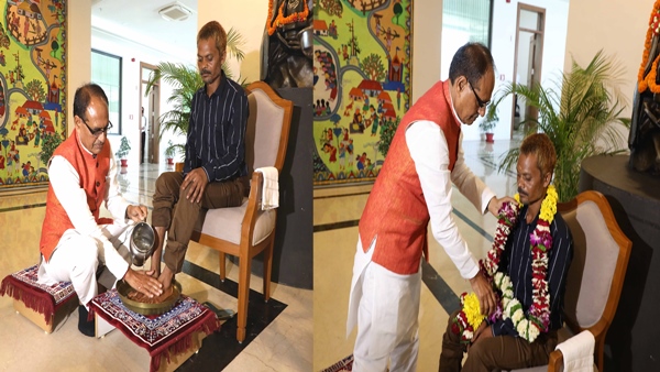 mp-cm-shivraj-singh-won-hearts-again-with-simplicity