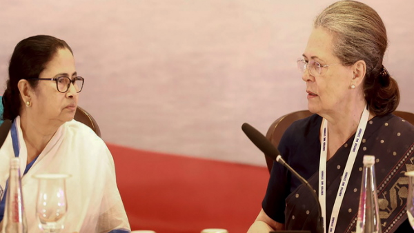  Mamata Banerjee