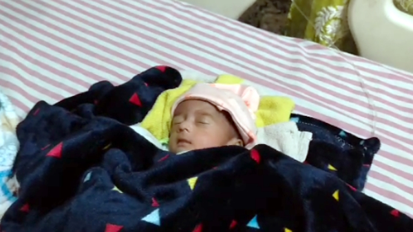 how doctors give second life to people Successful operation woman gave birth to three girls together