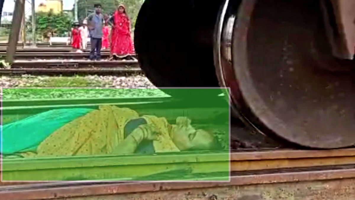 Kasganj Train Woman