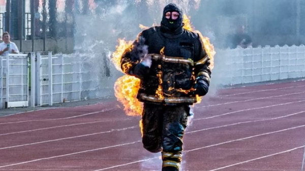 man-ran-100-meters-in-fire