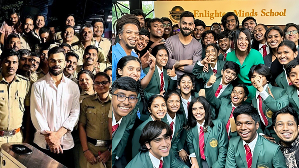  Virat Kohlis selfie session with police in Bengaluru, fans go crazy