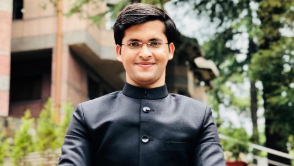  ias officer ansar shaikh