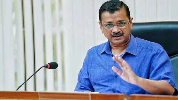 AAP demands to Delhi govt priests salary