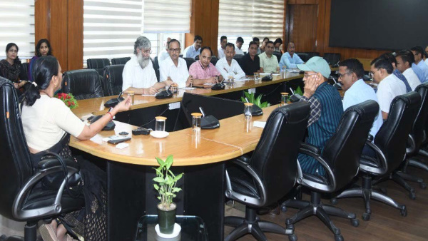 ACS radha raturi meeting CM pushkar Dhami, strict instructions not to raise unnecessary objections